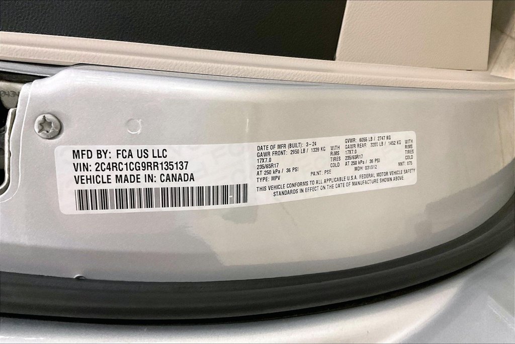 Used 2024 Chrysler Voyager LX FWD image 30