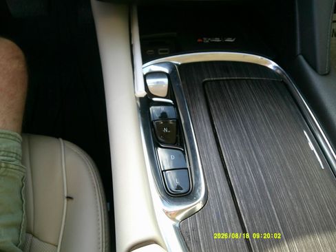 Used 2023 Buick Enclave Avenir w/ Avenir Technology Package FWD image 22