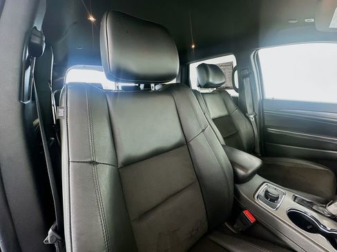 Used 2022 Jeep Grand Cherokee Laredo X image 27