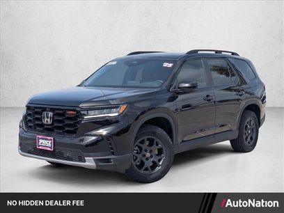 Used 2025 Honda Pilot TrailSport