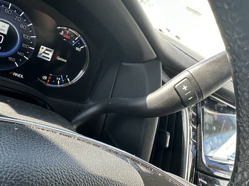 Used 2020 Cadillac Escalade Luxury w/ Escalade Sport Edition AWD/4WD image 27