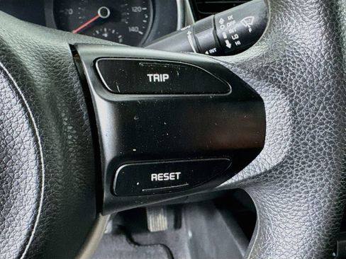 Used 2021 Kia Rio LX FWD image 14