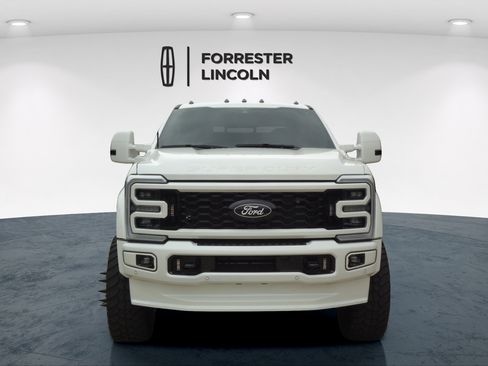 Used 2024 Ford F450 Limited w/ FX4 Off-Road Package AWD/4WD image 8