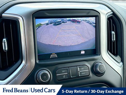 Used 2021 Chevrolet Silverado 1500 LT Trail Boss w/ LPO, Dark Essentials Package AWD/4WD image 15