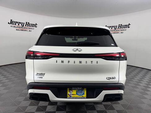 Used 2023 INFINITI QX60 Luxe AWD/4WD image 7