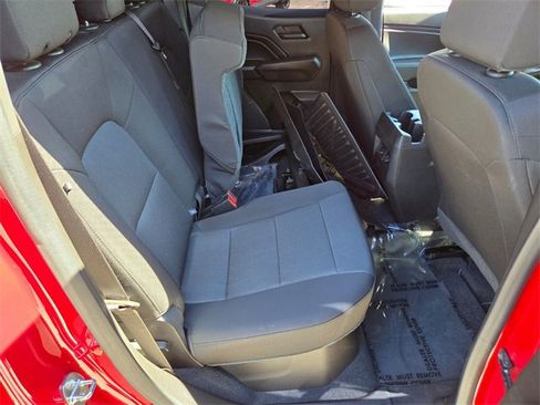 Used 2023 Chevrolet Colorado Trail Boss w/ Advanced Trailering Package image 19