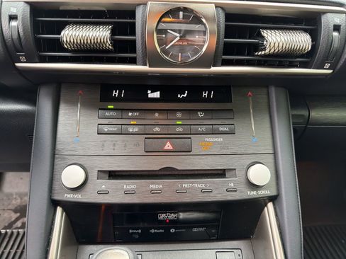 Used 2019 Lexus IS 350 AWD image 16