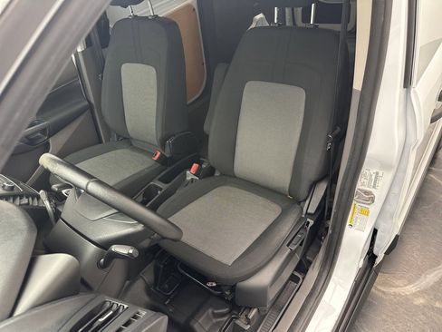 Used 2019 Ford Transit Connect XL image 13