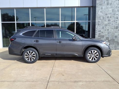 Used 2020 Subaru Outback Premium w/ Popular Package #1 image 9