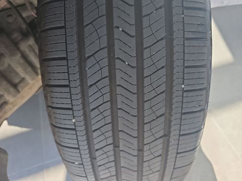 Used 2024 Nissan Pathfinder SV image 34