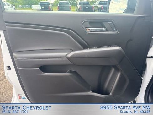 Used 2023 Chevrolet Colorado LT w/ LT Convenience Package III AWD/4WD image 11