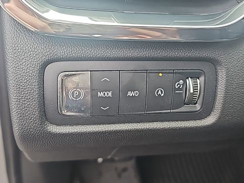 Certified 2024 GMC Acadia Denali w/ LPO, Floor Liner Package image 19