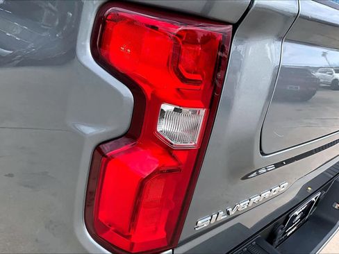 Used 2023 Chevrolet Silverado 1500 RST image 27