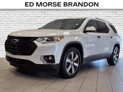 Used 2021 Chevrolet Traverse LT w/ LT Premium Package