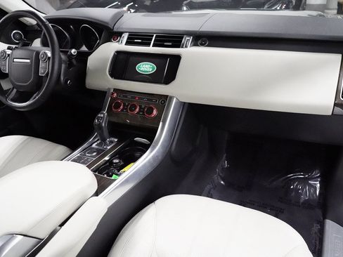 Used 2016 Land Rover Range Rover Sport HSE AWD/4WD image 30