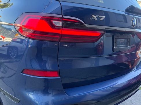 Used 2021 BMW X7 xDrive40i w/ M Sport Package AWD/4WD image 15