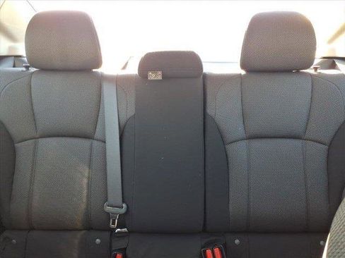 Used 2019 Subaru Impreza 2.0i Premium w/ Eyesight & BSD/Rcta & SRF image 27