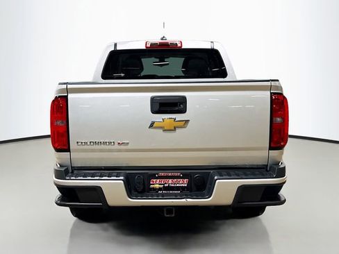 Used 2020 Chevrolet Colorado W/T w/ Custom Special Edition image 8