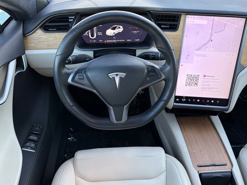 Used 2020 Tesla Model S Long Range image 13
