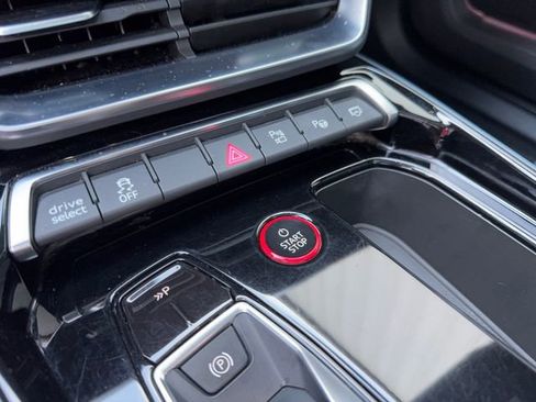 Used 2023 Audi RS e-tron GT w/ Ceramic Brake Package image 15