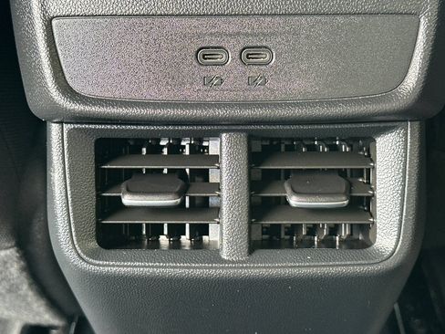 Certified 2026 Chevrolet Equinox LT FWD image 15
