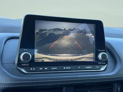 Certified 2021 Nissan Rogue S image 26