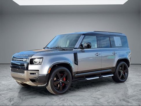 Used 2020 Land Rover Defender 110 X image 3