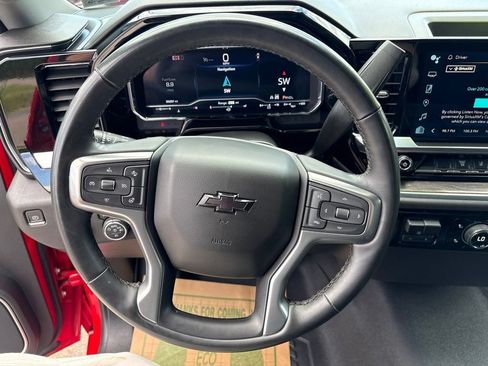 Used 2024 Chevrolet Silverado 2500 LTZ AWD/4WD image 21
