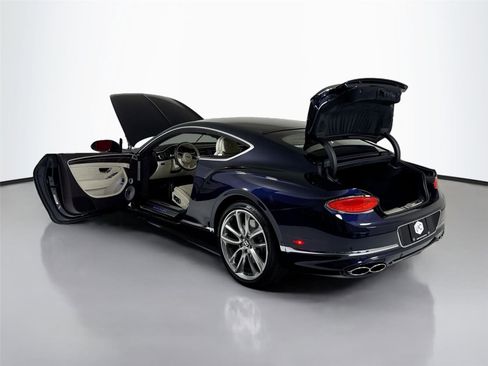 Used 2022 Bentley Continental GT image 39