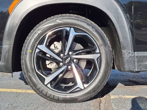 Used 2023 Chevrolet TrailBlazer RS FWD image 11