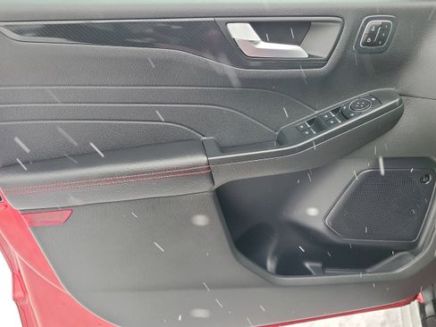 Used 2023 Ford Escape ST-Line Select w/ Tech Pack #2 image 10