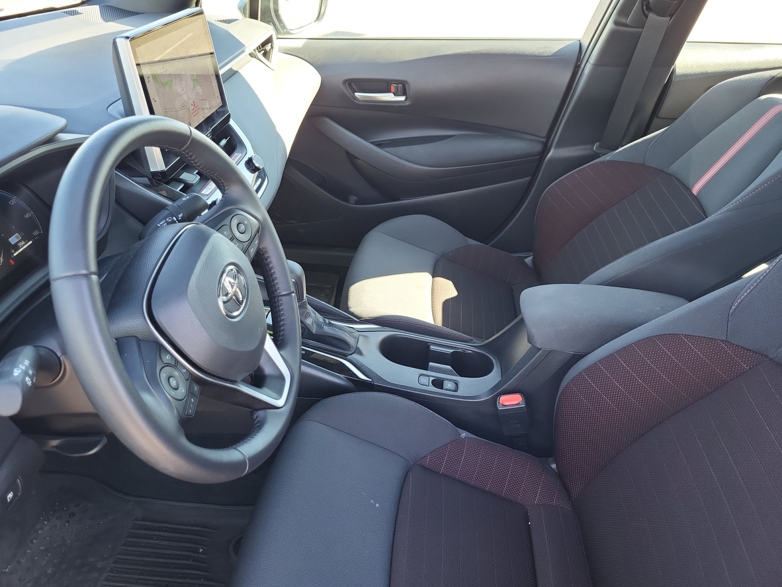 Certified 2026 Toyota Corolla SE w/ SE Premium Package AWD/4WD image 21