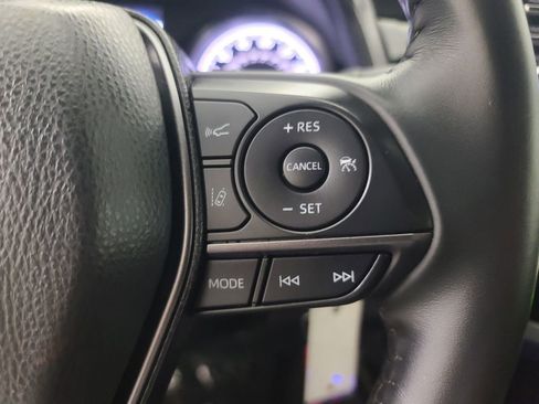 Used 2024 Toyota Camry SE image 29