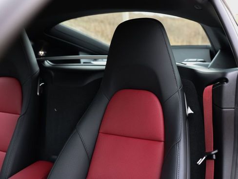 Used 2025 Porsche 718 Cayman image 28