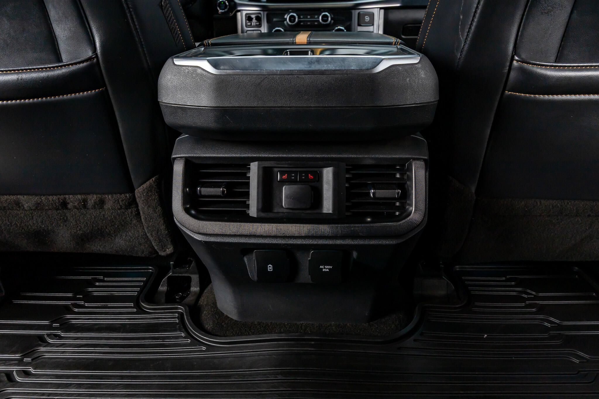 Used 2021 Ford F150 Platinum w/ Equipment Group 701A High AWD/4WD image 34