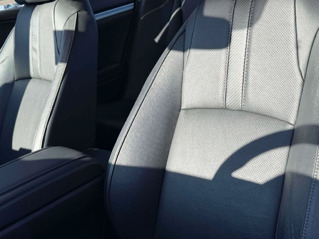 Used 2017 Honda Civic Touring image 28