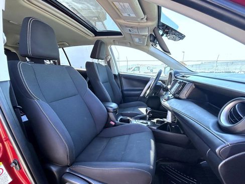 Used 2018 Toyota RAV4 Adventure image 16