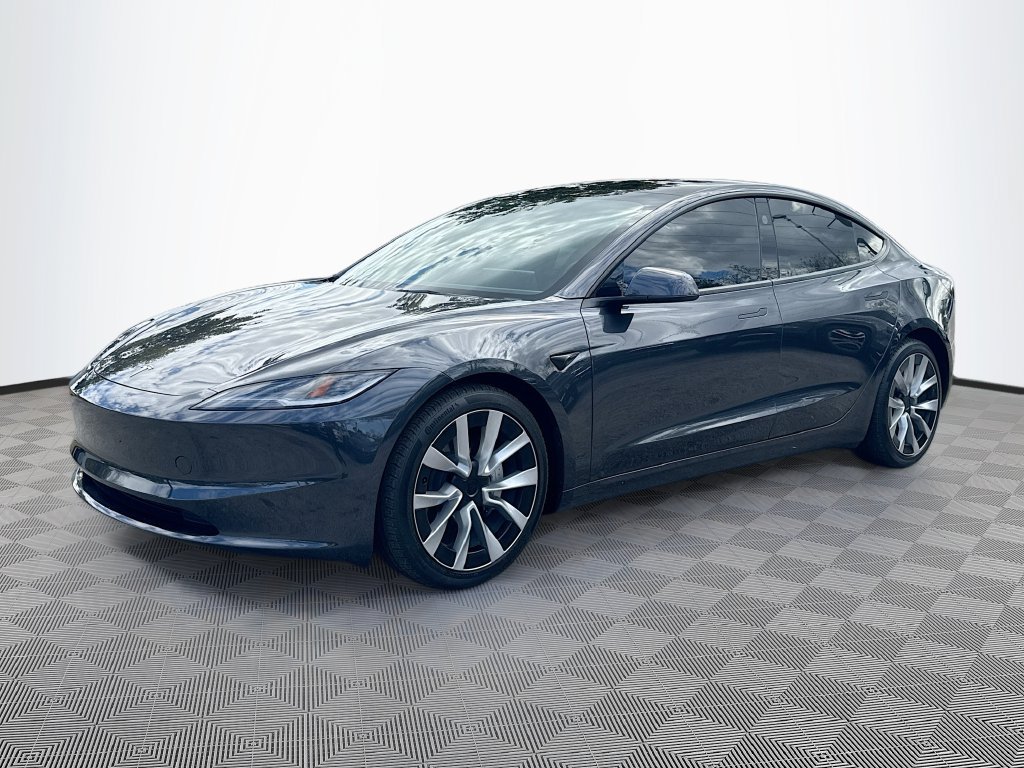 Used 2024 Tesla Model 3 Standard Range RWD image 1