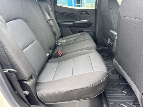 Used 2026 Chevrolet Colorado Trail Boss AWD/4WD image 16