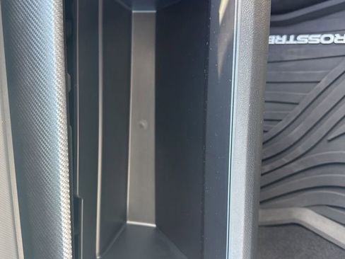 Certified 2025 Subaru Crosstrek 2.5i Limited w/ Crosstrek Mirror Package image 12