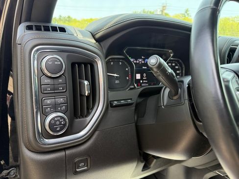 Used 2023 GMC Sierra 3500 AT4 w/ AT4 Premium Plus Package AWD/4WD image 21
