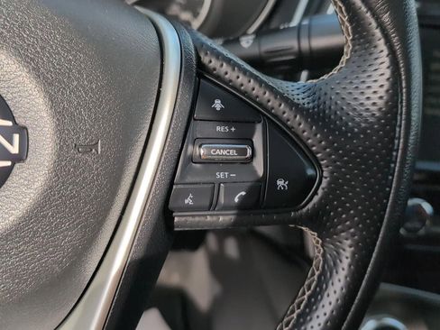 Used 2023 Nissan Maxima SL image 29