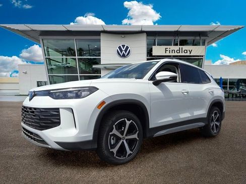 New 2026 Volkswagen Tiguan SE AWD/4WD image 2