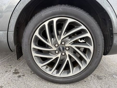 Used 2019 Lincoln Nautilus Reserve w/ Cargo Utility Package image 21