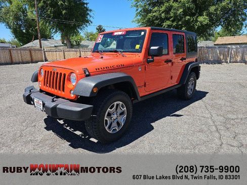 Used 2015 Jeep Wrangler Unlimited Rubicon w/ Dual Top Group AWD/4WD image 3