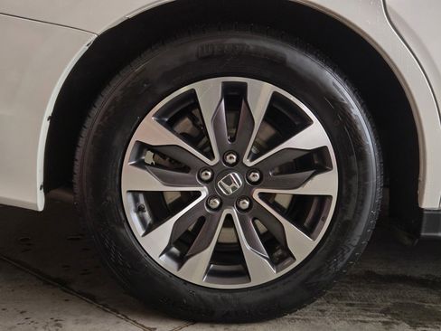 Used 2024 Honda Odyssey EX-L image 5