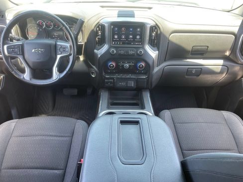 Certified 2021 Chevrolet Silverado 1500 LT Trail Boss w/ LPO, Dark Essentials Package AWD/4WD image 16