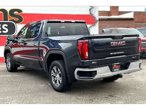 Used 2025 GMC Sierra 1500 SLT image 13