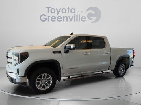 Used 2022 GMC Sierra 1500 SLE AWD/4WD image 1