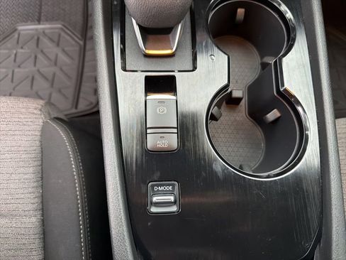 Used 2021 Nissan Rogue SV image 37